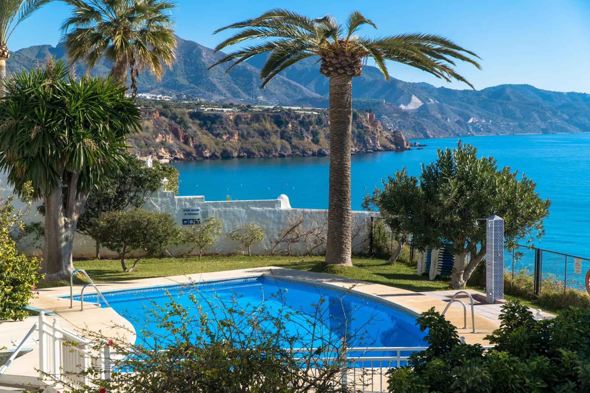 Tuhillo 1I Menyber Daire Nerja Dış mekan fotoğraf